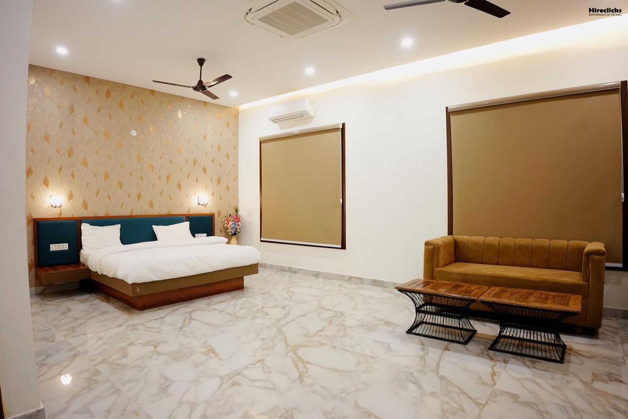 The Krati Resort & Convention Centre Bareilly Eksteriør bilde